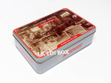 Chine La boîte rectangulaire articulée 3D de bidon de couvercle gravent Anzac en refief pour le récipient d'entreposage de biscuit fournisseur